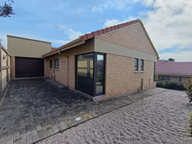 2 Bedroom Property for Sale in Seemeeu Park Western Cape